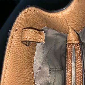 Micheal Kors purse